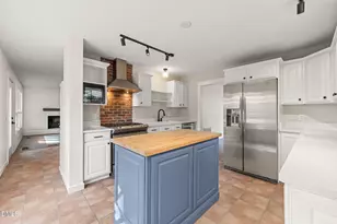 15 Abbey Rd, Chapel Hill, NC 27516 - Photo 12