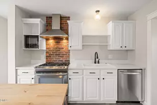 15 Abbey Rd, Chapel Hill, NC 27516 - Photo 16