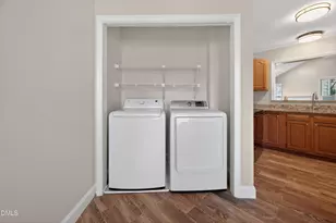 109 Linville River Rd, Cary, NC 27511 - Photo 10