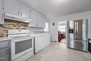 2415 Sparwood Dr, Durham, NC 27705 - Photo 16