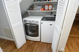 506 Bayberry Dr, Chapel Hill, NC 27517 - Photo 20