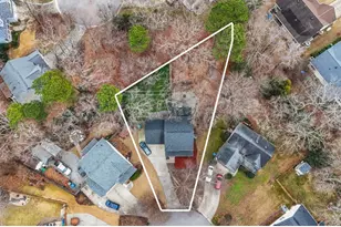 916 Brookhannah Ct, Fuquay-Varina, NC 27526 - Photo 4