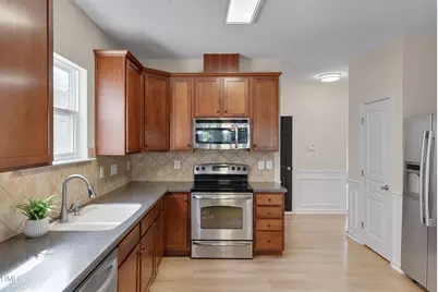 2103 Woodsdale Drive, Durham, NC 27703 - Photo 18