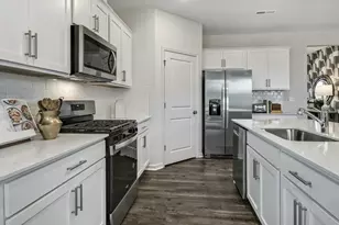 53 Honeydew Dr, Angier, NC 27501 - Photo 8