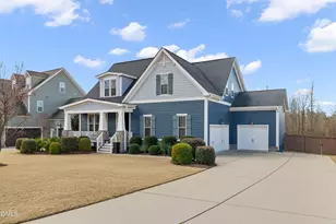 3317 Heathrowe Grove Ct, Fuquay Varina, NC 27526 - Photo 2