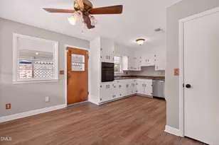 408 Oak St, Smithfield, NC 27577 - Photo 4