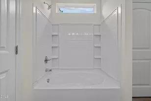 827 Biltmore Dr, Sanford, NC 27332 - Photo 18