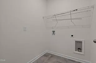 827 Biltmore Dr, Sanford, NC 27332 - Photo 28