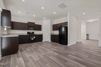 827 Biltmore Drive, Sanford, NC 27332 - Photo 8