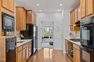 7 Bethany Pl, Durham, NC 27712 - Photo 12