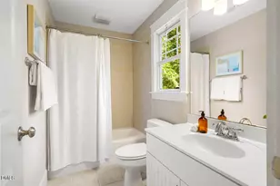 300 Long Meadows Rd, Chapel Hill, NC 27516 - Photo 28