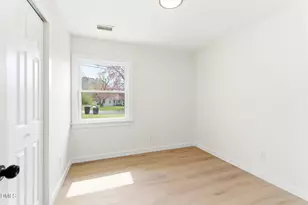 159 Hazel Dr, Burlington, NC 27217 - Photo 16