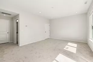 1042 Commack Dr, Durham, NC 27703 - Photo 10