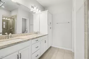 1042 Commack Dr, Durham, NC 27703 - Photo 16