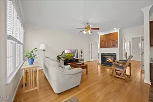129 Berry Hill Dr, Raleigh, NC 27615 - Photo 14