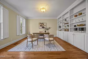 341 Oxfordshire Ln, Chapel Hill, NC 27517 - Photo 6