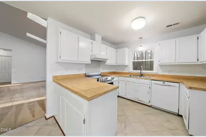 8609 Cavatina Court, Apex, NC 27539 - Photo 8