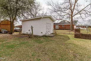 612 E Main St, Mount Olive, NC 28365 - Photo 20