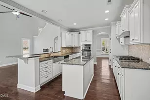 6200 Fauvette Ln, Holly Springs, NC 27540 - Photo 8