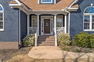 701 Parkridge Dr, Clayton, NC 27527 - Photo 4