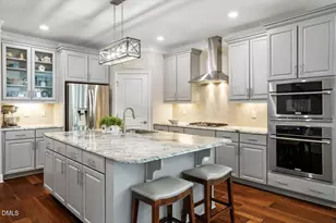 609 Angelica Cir, Cary, NC 27518 - Photo 6