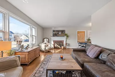 304 E Harden Street, Graham, NC 27253 - Photo 4