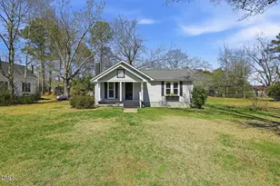 125 E Lillington St, Angier, NC 27501 - Photo 2
