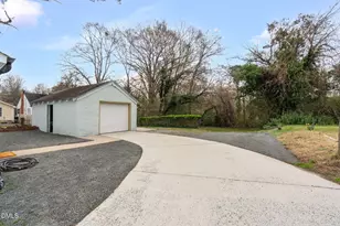 907 Morehead Ave, Durham, NC 27707 - Photo 28