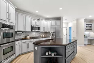 314 Montelena Pl, Cary, NC 27513 - Photo 16