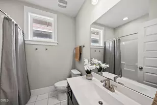 145 Meadows Edge Dr, Chapel Hill, NC 27516 - Photo 20