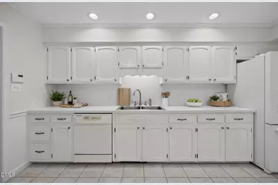 4300 Edgehill Court, Raleigh, NC 27612 - Photo 10