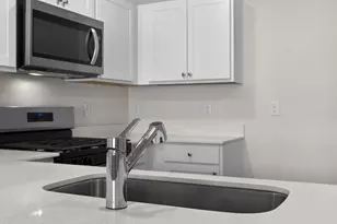 104 Clementine St, Sanford, NC 27332 - Photo 4