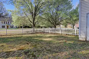 325 Wolfbridge Rd, Holly Springs, NC 27540 - Photo 22