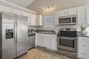 325 Wolfbridge Rd, Holly Springs, NC 27540 - Photo 6