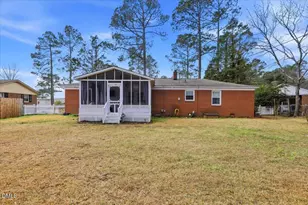 105 E Stevens St, Smithfield, NC 27577 - Photo 26