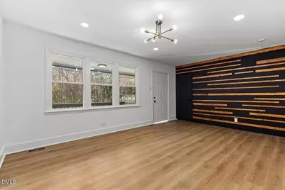 548 W Spring Street, Henderson, NC 27536 - Photo 2