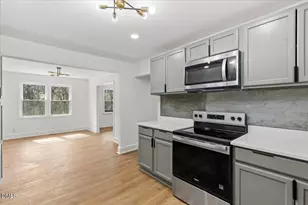 548 W Spring St, Henderson, NC 27536 - Photo 6