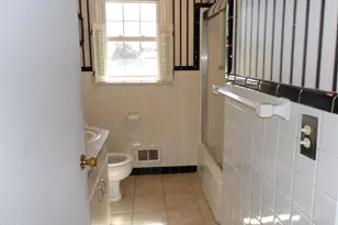 301 W Gannon Ave, Zebulon, NC 27597 - Photo 18