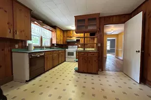 301 W Gannon Ave, Zebulon, NC 27597 - Photo 4