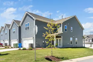 725 Andrade Dr, Fuquay Varina, NC 27526 - Photo 2