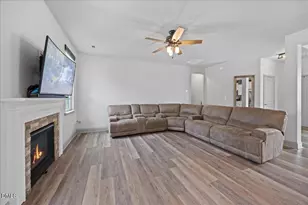 93 Eagle Swoop St, Zebulon, NC 27597 - Photo 14