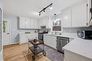 104 Pointe Pl, Hillsborough, NC 27278 - Photo 10