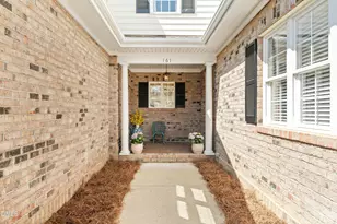 161 Lake Park Cir, Smithfield, NC 27577 - Photo 4