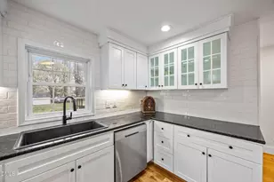 106 W Graham St, Mebane, NC 27302 - Photo 12