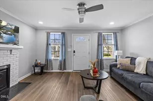 411 Hillcrest Ave, Burlington, NC 27215 - Photo 6