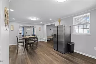 411 Hillcrest Ave, Burlington, NC 27215 - Photo 12