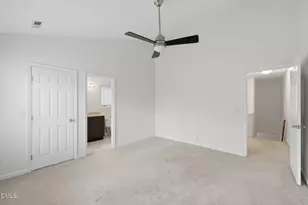 4205 Sunshadow Ln, Raleigh, NC 27613 - Photo 18