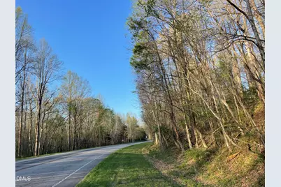 1 Valley Road, Jonesville, NC 28642 - Photo 2