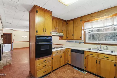 1510 Kirkwood Drive, Durham, NC 27705 - Photo 8