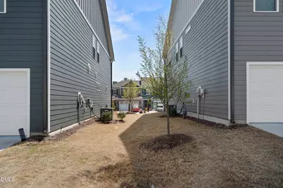 2530 Hutch Lane, Apex, NC 27523 - Photo 4